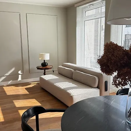 Spacious With Roof Terrace And Balcony Appartement Arnhem
