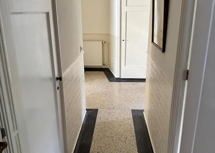 Spacious With Roof Terrace And Balcony Διαμέρισμα *